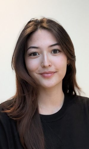 Rena Seeger - Headshot